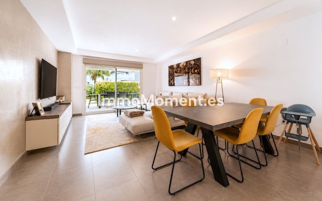 Wiederverkauf - Wohnung - Estepona  - Atalaya