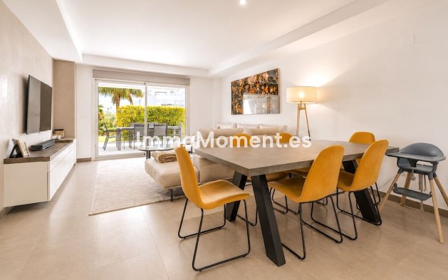 Wiederverkauf - Wohnung - Estepona  - Atalaya