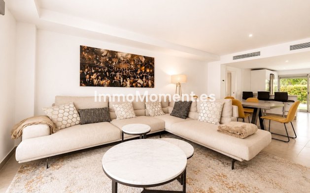 Wiederverkauf - Wohnung - Estepona  - Atalaya