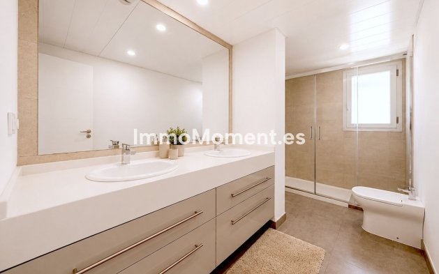 Wiederverkauf - Wohnung - Estepona  - Atalaya