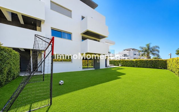 Wiederverkauf - Wohnung - Estepona  - Atalaya