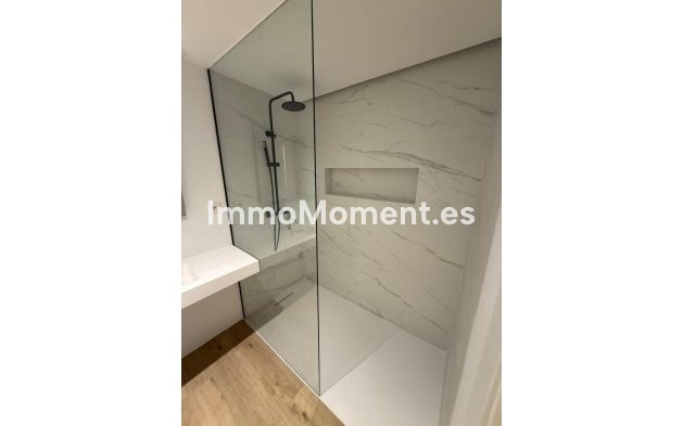Wiederverkauf - Wohnung - Marbella - Nueva Andalucía