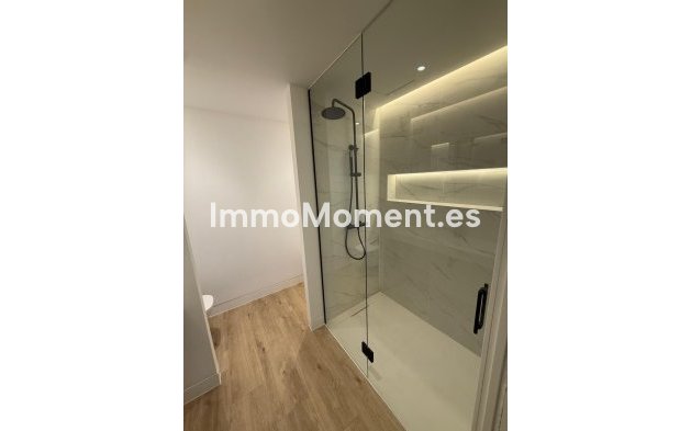 Wiederverkauf - Wohnung - Marbella - Nueva Andalucía