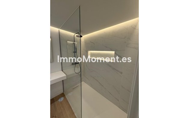 Wiederverkauf - Wohnung - Marbella - Nueva Andalucía