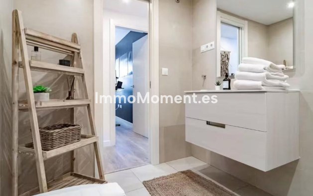 Revente - Appartement - Marbella - Nueva Andalucía