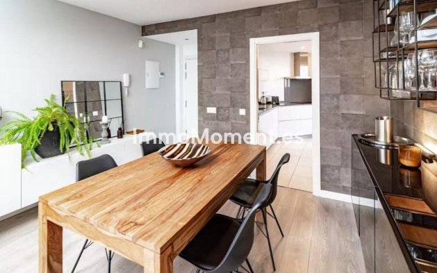 Revente - Appartement - Marbella - Nueva Andalucía