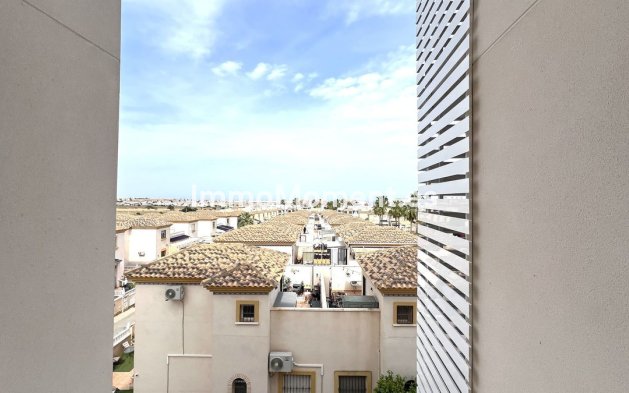 Resale - Apartment - Orihuela - Villamartín