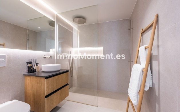 Wiederverkauf - Wohnung - Marbella - Nueva Andalucía