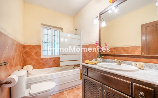 Wiederverkauf - Freistehende Villa - Marbella - El Rosario