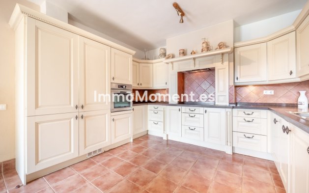 Wiederverkauf - Freistehende Villa - Marbella - El Rosario