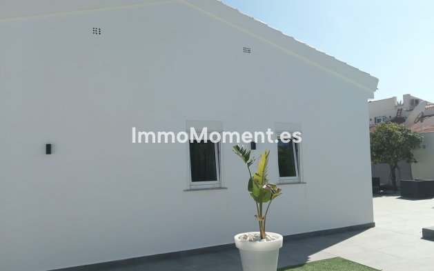 Wiederverkauf - Freistehende Villa - Orihuela - Cabo roig - La Zenia