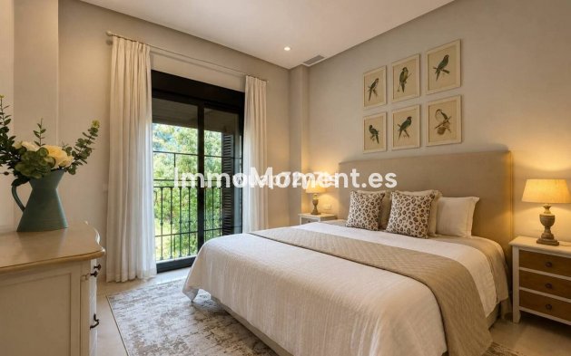 Resale - Apartment - Marbella - Puerto Banús