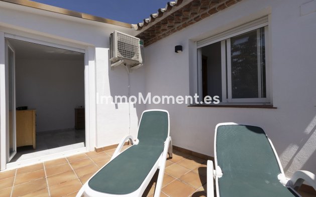Resale - Detached villa - Estepona - Estepona Centro
