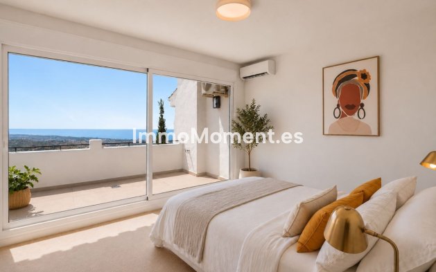 Resale - Townhouse - Marbella - Altos de los Monteros