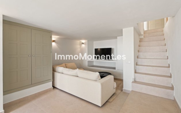 Resale - Townhouse - Marbella - Altos de los Monteros