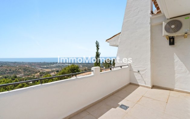 Resale - Townhouse - Marbella - Altos de los Monteros