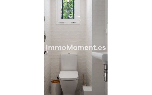 Resale - Townhouse - Marbella - Altos de los Monteros