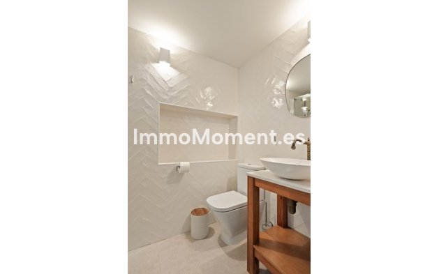 Resale - Townhouse - Marbella - Altos de los Monteros