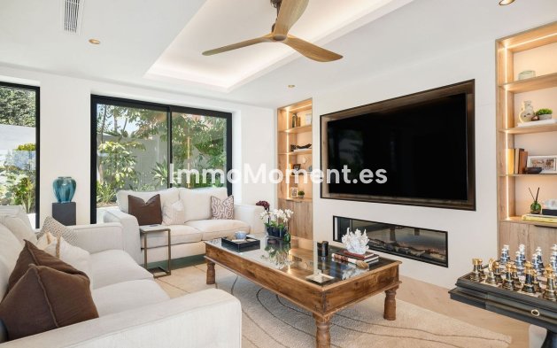 Resale - Detached villa - Estepona - Bel Air