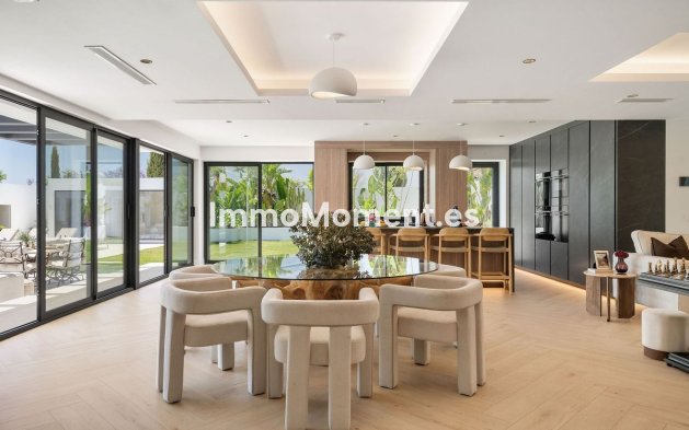Resale - Detached villa - Estepona - Bel Air