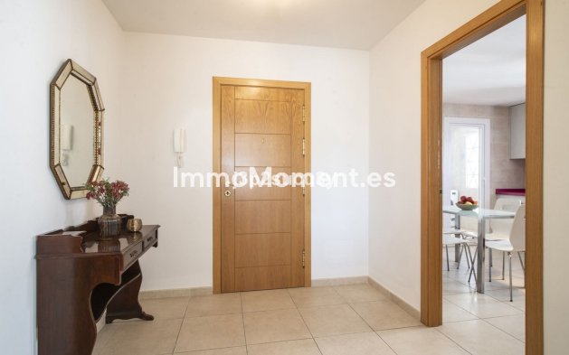 Resale - Apartment - Marbella - La Campana