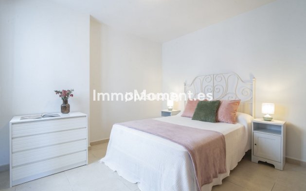 Resale - Apartment - Marbella - La Campana
