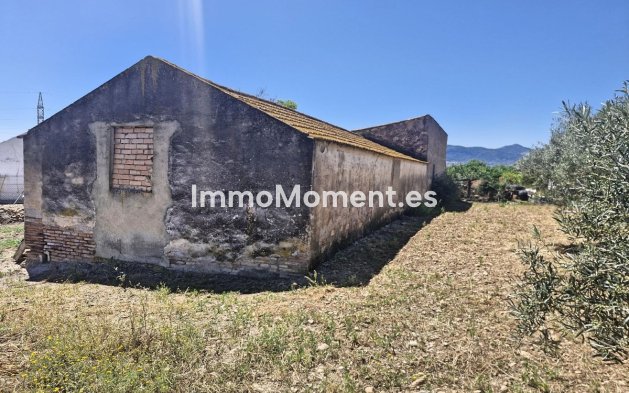Resale - Country house - Málaga - Campanillas