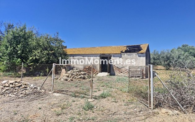 Resale - Country house - Málaga - Campanillas