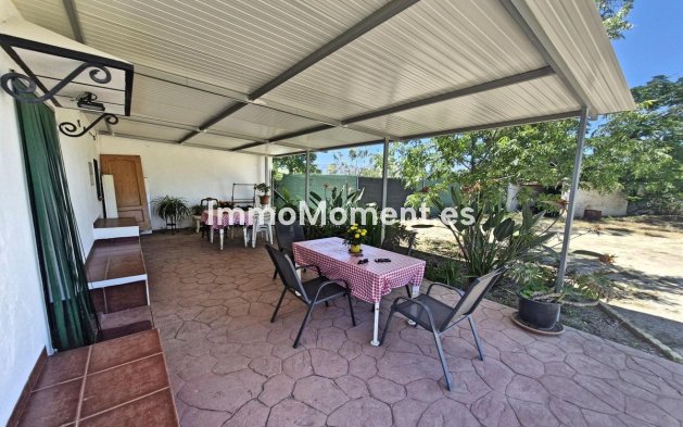 Resale - Country house - Málaga - Campanillas