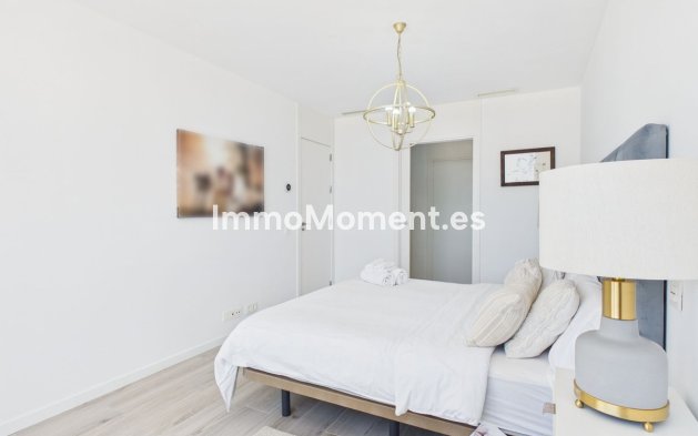 Wiederverkauf - Freistehende Villa - Estepona  - Cancelada