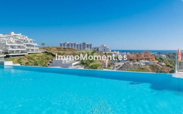 Wiederverkauf - Freistehende Villa - Estepona  - Cancelada