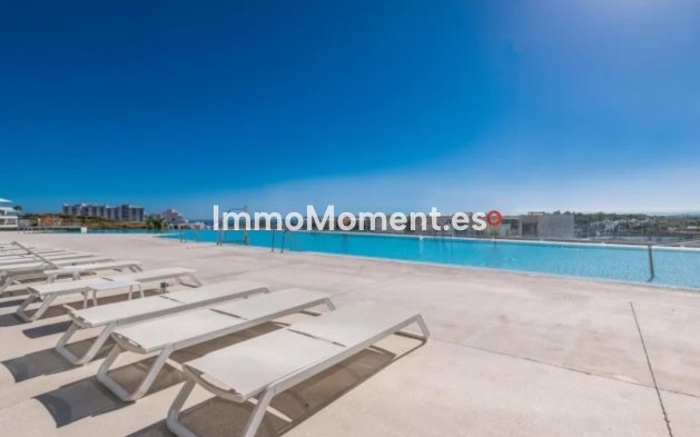 Wiederverkauf - Freistehende Villa - Estepona  - Cancelada
