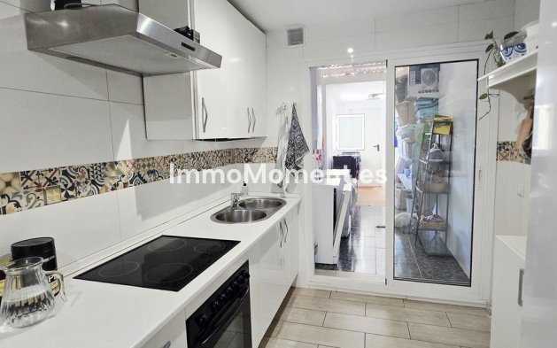 Resale - Apartment - Fuengirola - Fuengirola Centro