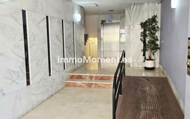 Resale - Apartment - Fuengirola - Fuengirola Centro