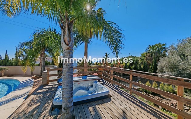 Wiederverkauf - Freistehende Villa - Benalmadena - Benalmadena Centro