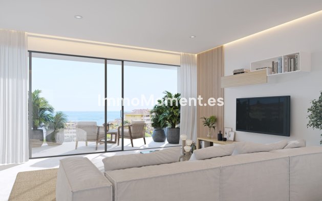 Obra nueva - Villa independiente - Fuengirola