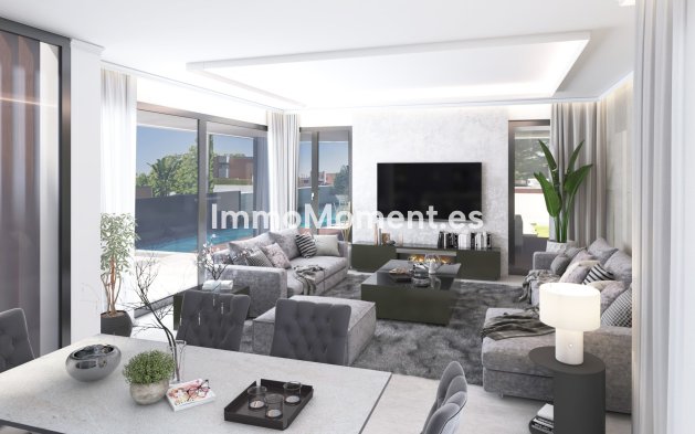 Obra nueva - Villa independiente - Fuengirola