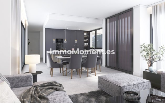 Obra nueva - Villa independiente - Fuengirola