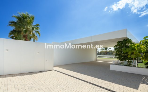 New Build - Detached villa - Casares