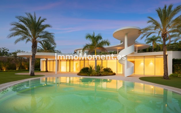 New Build - Detached villa - Casares
