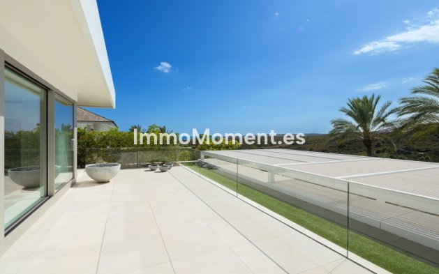 New Build - Detached villa - Casares