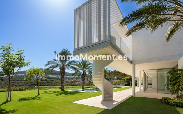 New Build - Detached villa - Casares