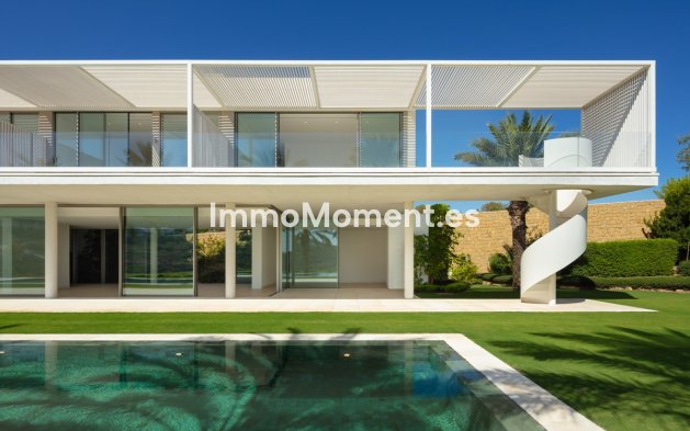 New Build - Detached villa - Casares