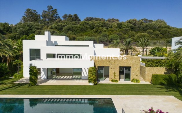 New Build - Detached villa - Casares