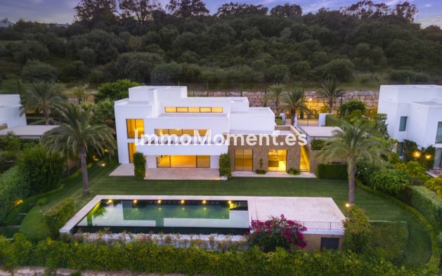 New Build - Detached villa - Casares