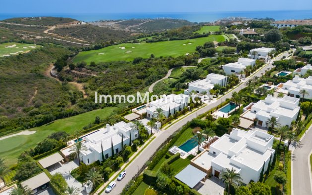 New Build - Detached villa - Casares