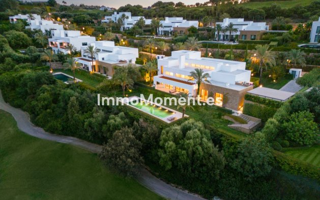 New Build - Detached villa - Casares