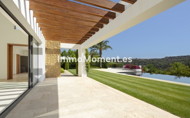 New Build - Detached villa - Casares