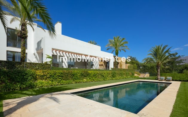 New Build - Detached villa - Casares