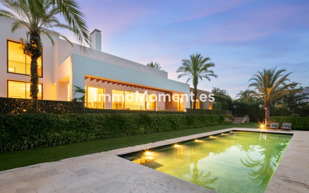 New Build - Detached villa - Casares